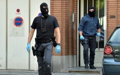 В Брюсселе задержали четверых причастных к подрыву бомбы на вокзале.
