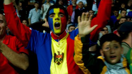 Tot mai mulţi arbitri moldoveni sunt sancţionaţi pentru erori în meciurile din Divizia Naţională. Foto: presasportiva.com