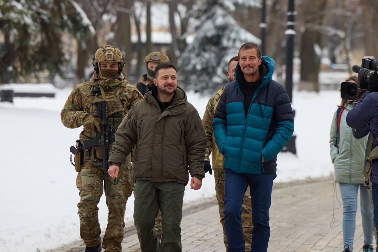 По словам Гриллса, Зеленский стал участником специального выпуска его программы.