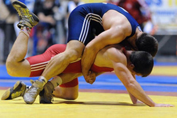 На чемпионате Европы по спортивной борьбе в Латвии Молдову представляют 16 спортсменов.
