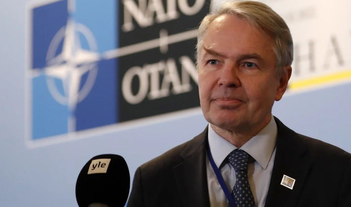 В Финляндии назвали ядерные угрозы РФ главной причиной стремления в НАТО.