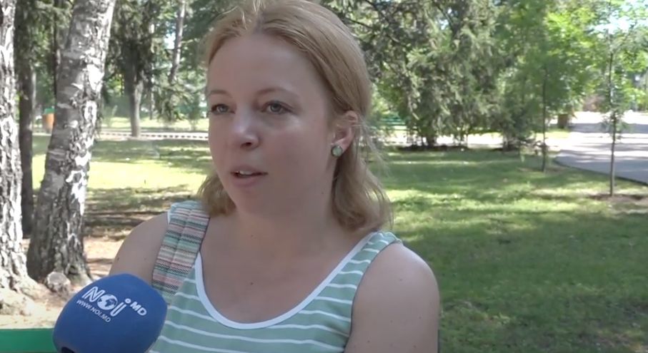 Родители: Мы против принуждения учащихся носить маски в школах.