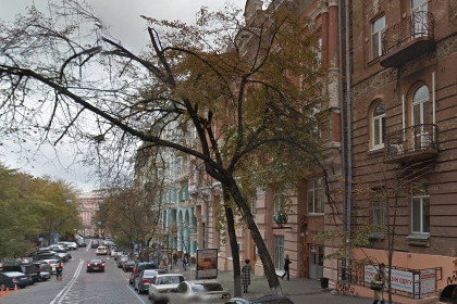 Улица Городецкого, в центре — здание Минюста Украины. Фото: сервис Google Street View