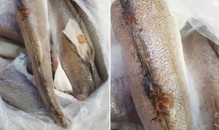 Жительница столицы купила рыбу с червями на Центральном рынке.