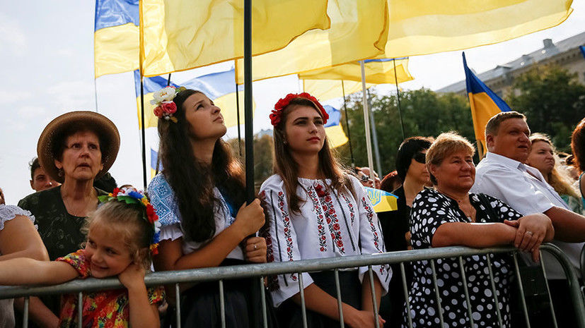 The Independent обозначила лозунг «Слава Украине!» как «популистскую фразу, которая используется многими украинцами».