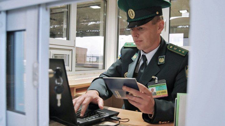С начала этого года Украина ввела систему биометрического контроля. Фото: риа новости.