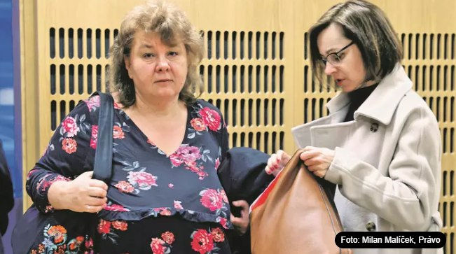 Учительницу из Праги будут судить за оправдание войны РФ против Украины.