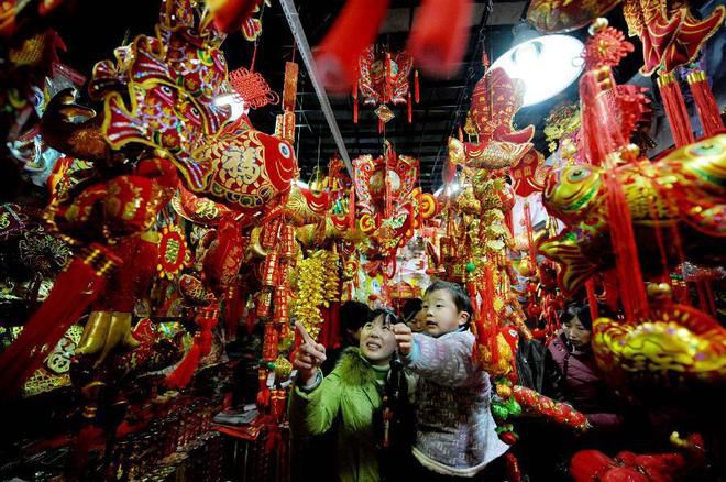 Conform calendarului chinezesc, acesta incepe azi, pe 8 februarie și se va încheia pe 27 ianuarie, anul viitor.