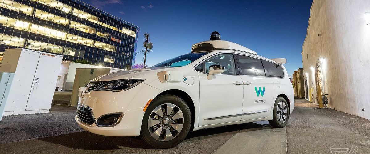 Waymo открыла доступ к данным об испытаниях робомобилей.