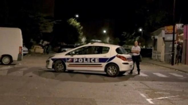 Полиция не рассматривает нападение как террористическое.