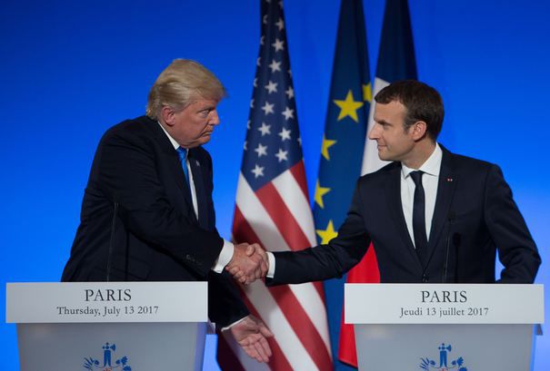 Donald Trump îl va primi pe Emmanuel Macron la Casa Albă la data de 24 aprilie.