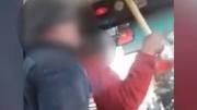 Șoferul unui autobuz, pălmuit în timpul mersului de un pasager
