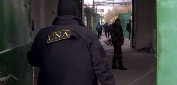 Patru persoane, cere figurează în dosarul „primăria” au fost plasate în arest preventiv, transmite serviciul de presă al Centrului Național Anticorupție.