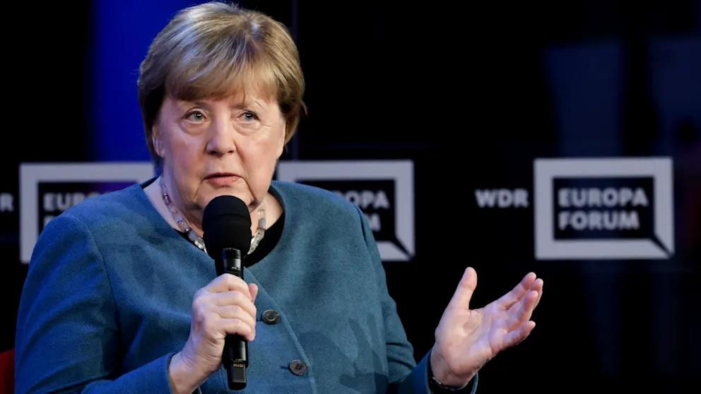 Merkel a îndemnat Europa să vorbească direct cu Putin: Trebuie să ne asumăm noi responsabilitatea situației.