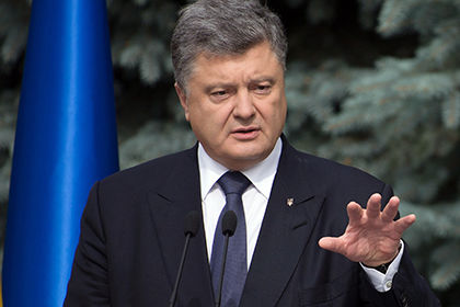 Порошенко потребовал от правоохранительных органов решительных действий по борьбе с контрабандой.