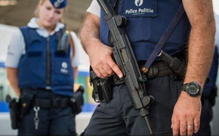 Alertă cu bombă în parlamentul Belgiei din Bruxelles. Foto: agerpres.ro