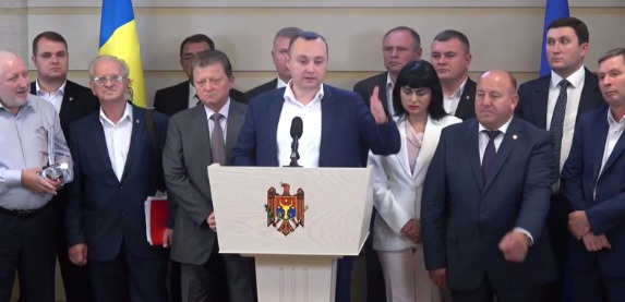 Deputații PSRM au părăsit ședința Parlamentului. Ce i-a nemulţumit. Foto: moldova.org