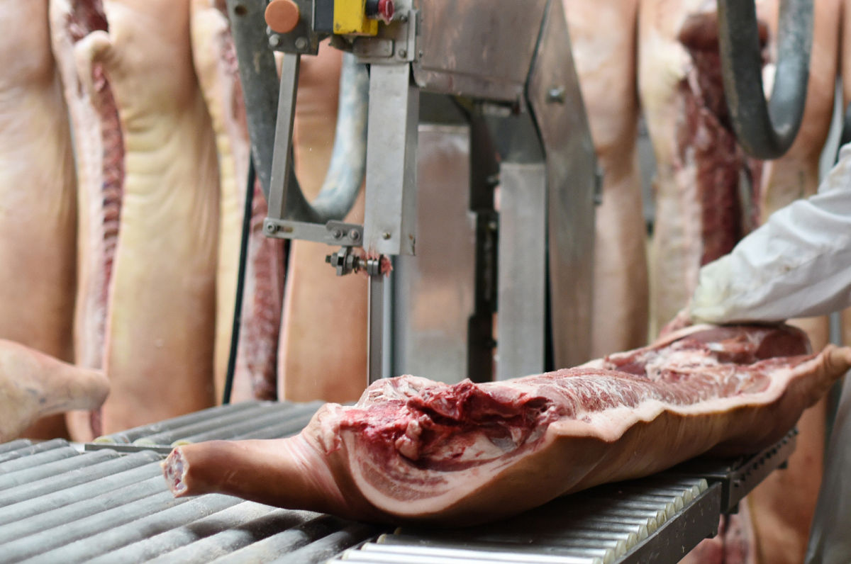 Producătorii de carne de porc: Prețurile ar putea crește cu 20% înainte de Paște.