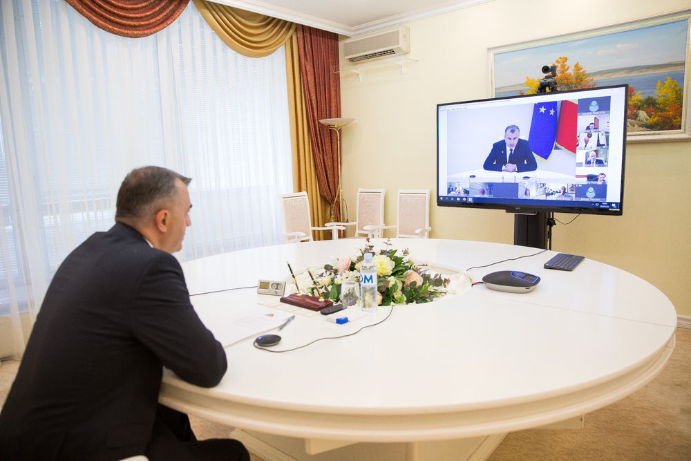 В правительстве представили отчет о ходе ремонта дорог по всей стране. Фото: gov.md.