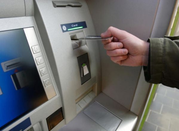 Специалисты центра проводят мониторинг ситуации как внутри страны, так и за границей.  Фото: novosti.protv.md