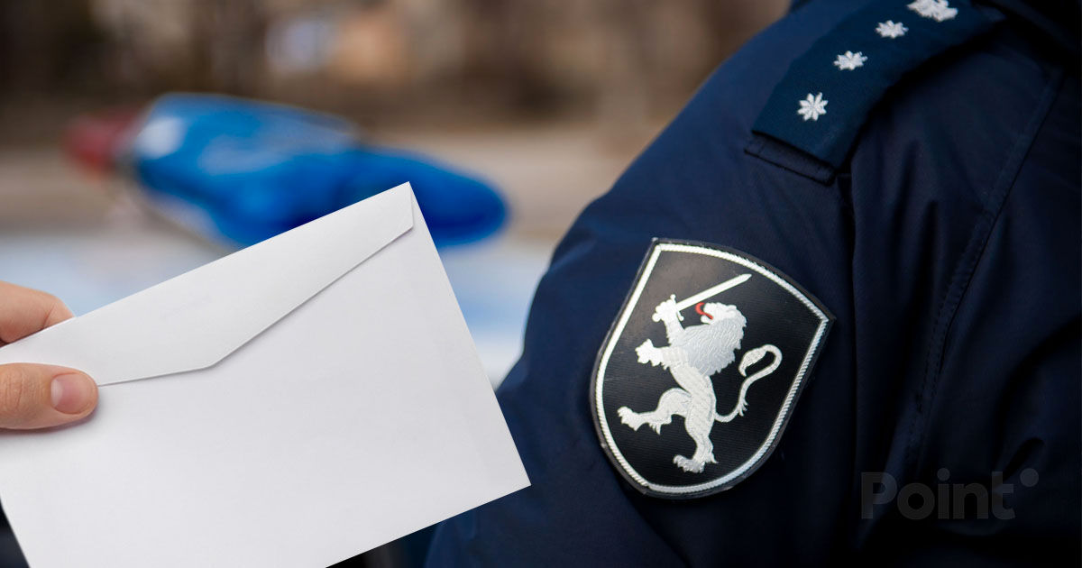 Un fost polițist, condamnat la trei ani de închisoare.