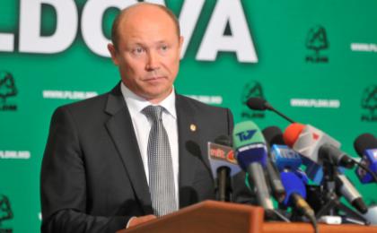 По словам Стрельца, если кандидат на должность спикера будет найден, завтра может быть сформировано парламентское большинство. Фото: puls.md
