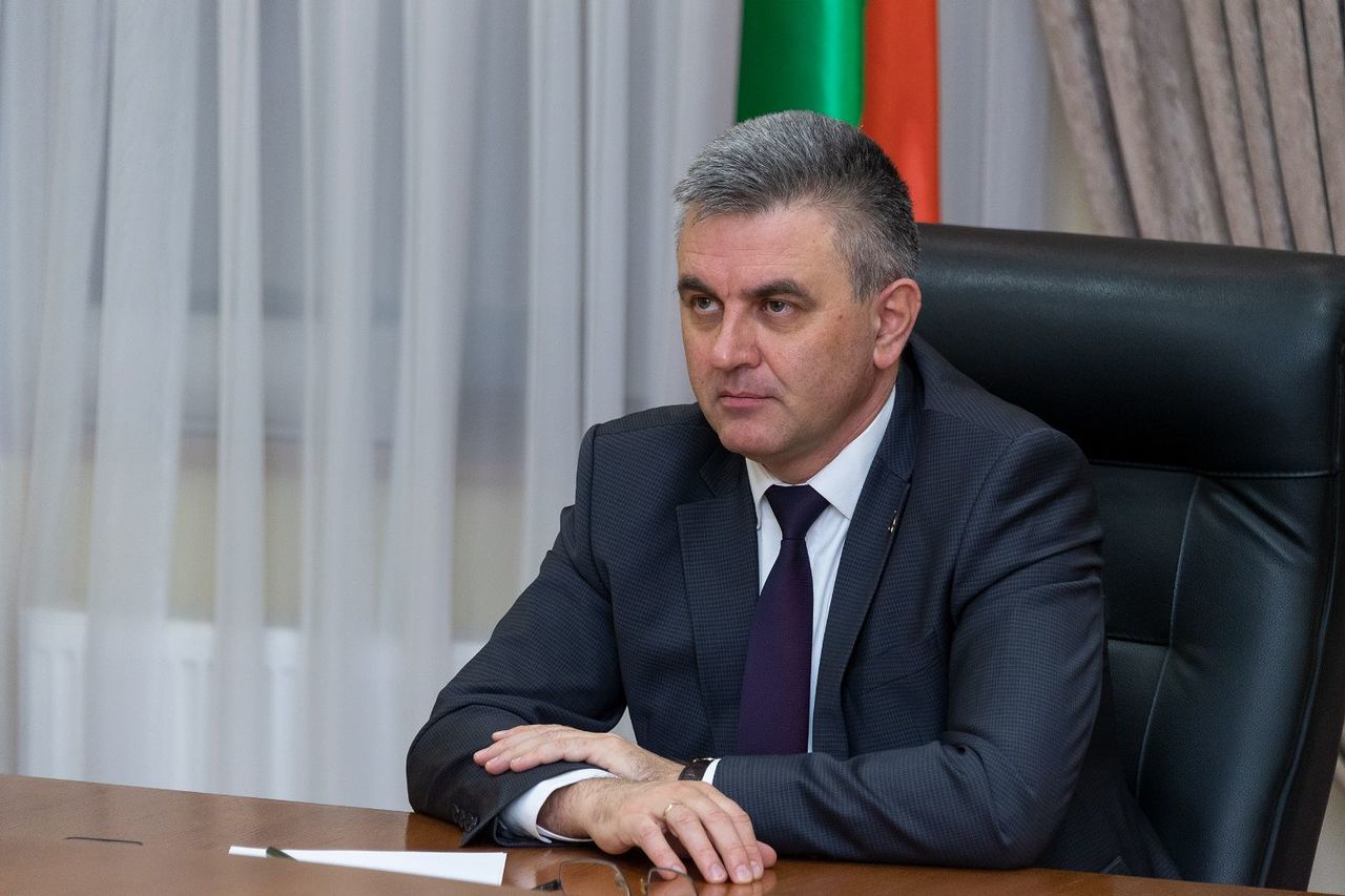 Красносельский считает, что Молдова ввела "реальную банковскую блокаду" региона. 