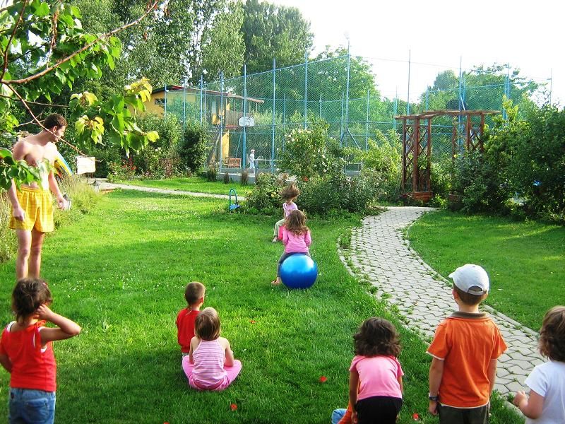Mizerie în taberele pentru copii: Nu se face curat. Foto simbol: tabara-mea.ro