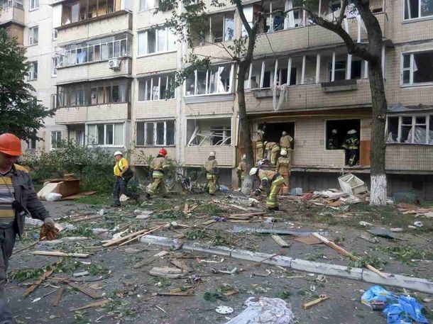 Устанавливается причина взрыва.
