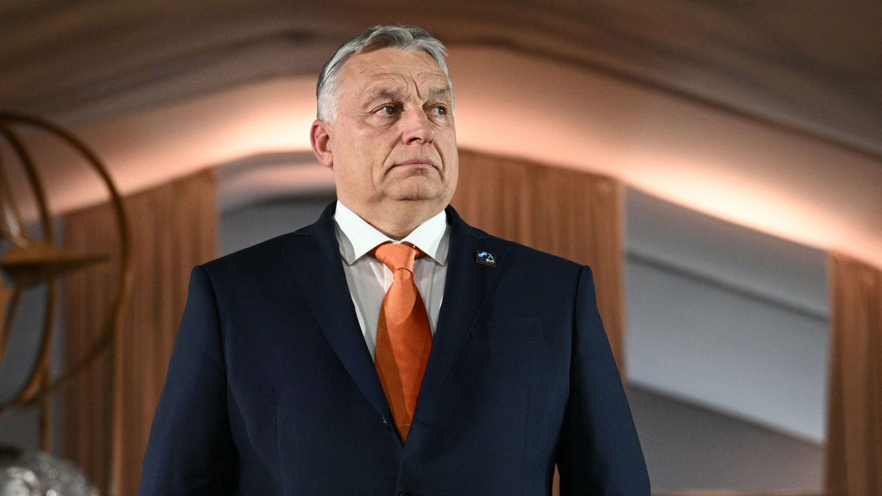 Орбан обвинил руководство ЕС в намерениях "свергнуть" его правительство.