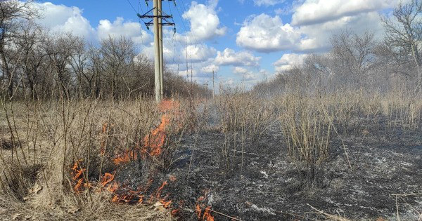 Из-за обстрелов 350 тысяч жителей Украины остались без света и газа.