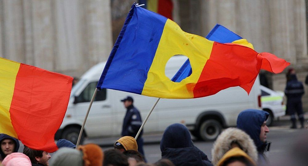 Украинские «эксперты» отказали молдаванам в праве называться отдельной нацией. 