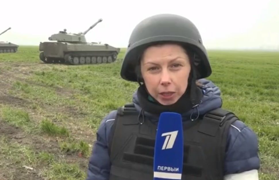 В Мариуполе ранило журналистку Первого канала.