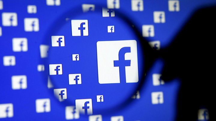 Facebook înregistrează toate apelurile și textele.