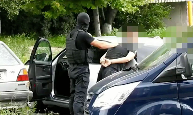 Главарю и членам организованной преступной группы грозит лишение свободы на срок от 10 до 15 лет.