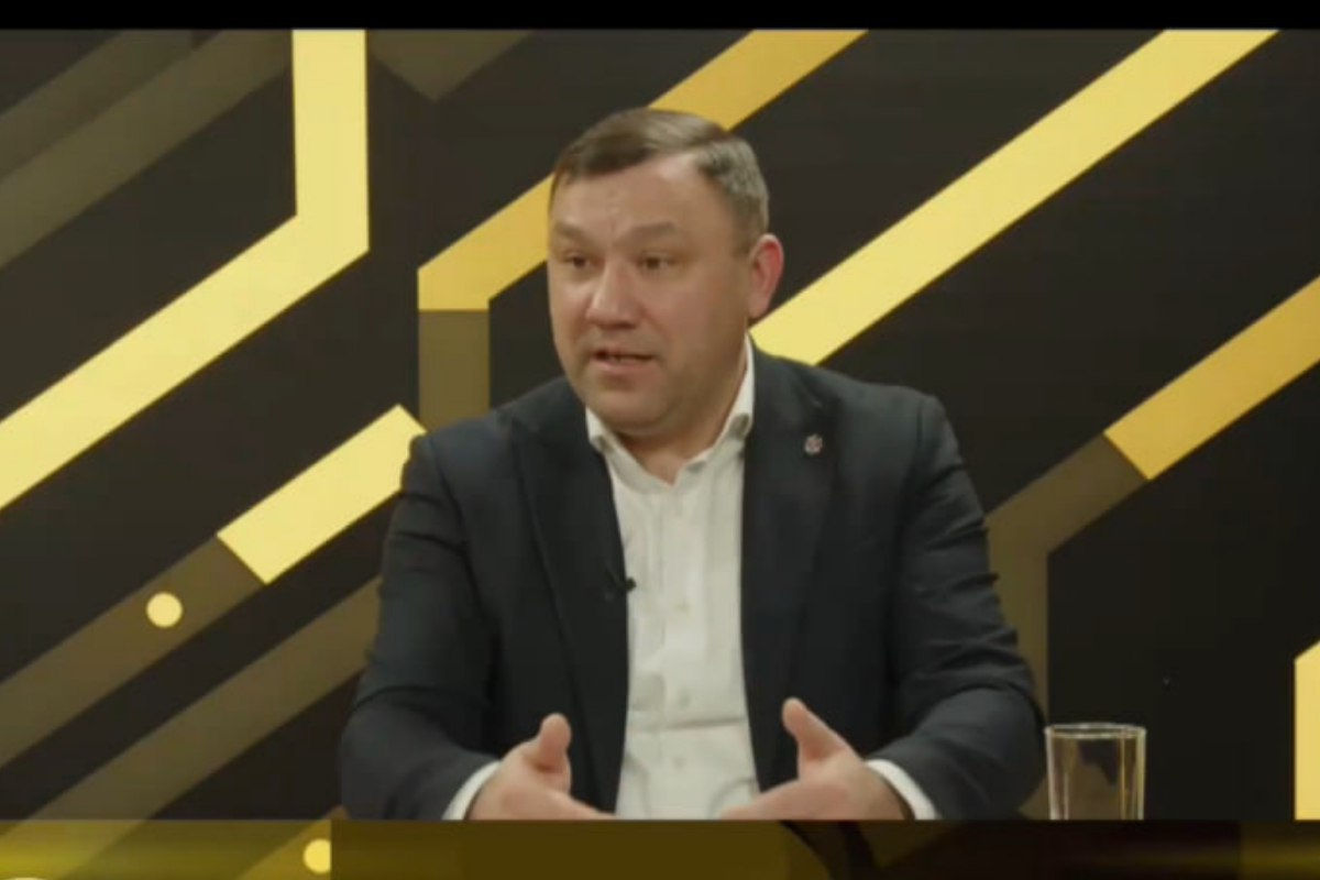 Депутат PAS Василе Грэдинару.