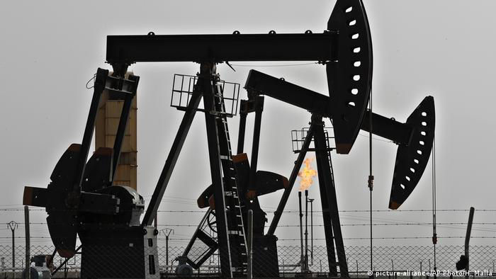 США хотят ограничить мировые цены на нефть.