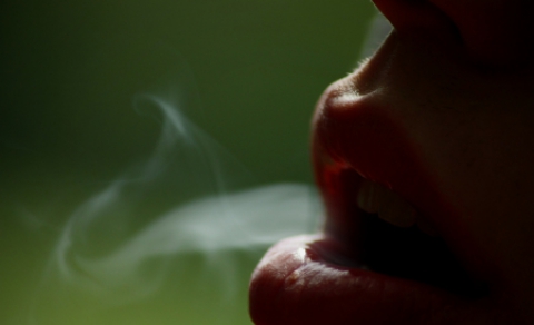 Reţete pentru achiziţionarea de marijuana în farmacii pot primi persoane care suferă de cancer, de boala Parkinson, SIDA şi alte câteva afecţiuni.