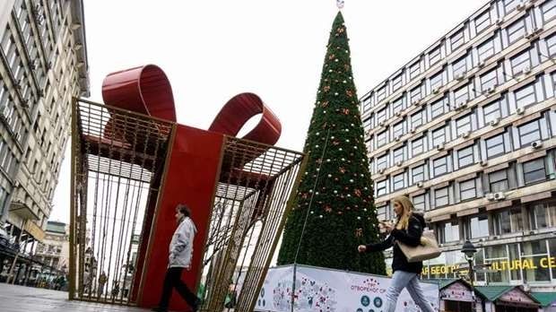 Belgrad: Pomul de Crăciun de 83.000 de euro, furia locuitorilor. Foto: rtv.net