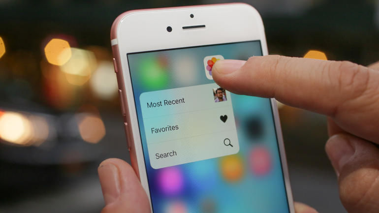 Камера iPhone состоит из 200 деталей. Фото: gagadget.com