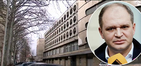 Чебан предложил сделать парковки правительства и парламента общественными.