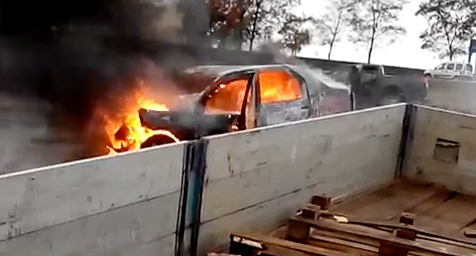 В аварии пострадали двое – водитель такси и его 6-летний сын.
