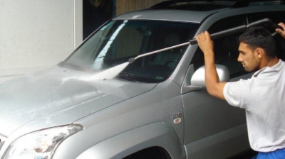 Doar trei la sută dintre spălătoriile auto din țară respectă normele de securitate energetică.