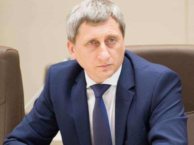 Демократ: Лидеры оппозиции должны были присутствовать не только из юридических, но также из этических соображений.