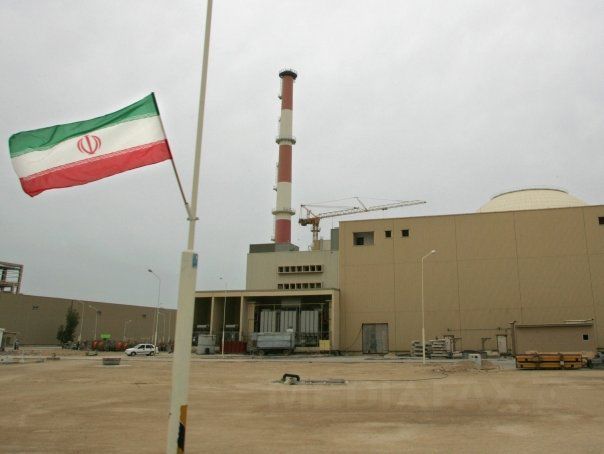 Иран предупредил о последствиях отказа США от ядерной сделки.