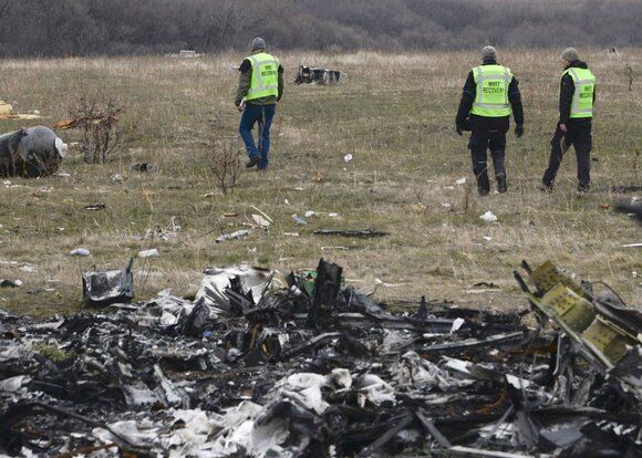 Амстердам выяснит, почему Киев не закрыл небо при крушении MH17.