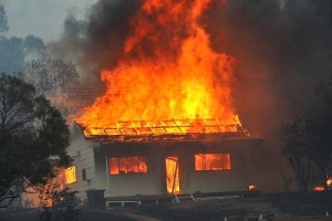 Un incendiu de proporții s-a produs ieri-seară în municipiul Chișinău.