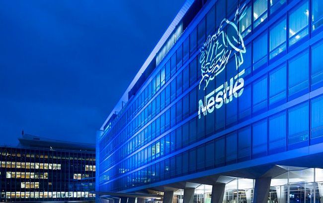 Nestle прекращает инвестиции в Россию, но будет поставлять товары первой необходимости.