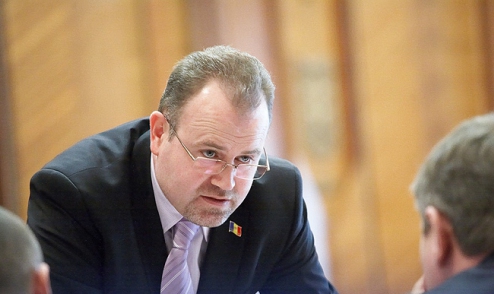 Годя выразил обеспокоенность сменой курса властей, отвернувшихся от Европы в сторону Евразийского союза. 