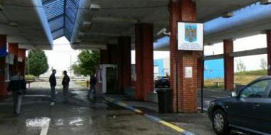 Potrivit Serviciului de presă al SV, din cauza condiţiilor meteorologice nefavorabile, rămîne a fi limitat accesul în următoarele posturi vamale